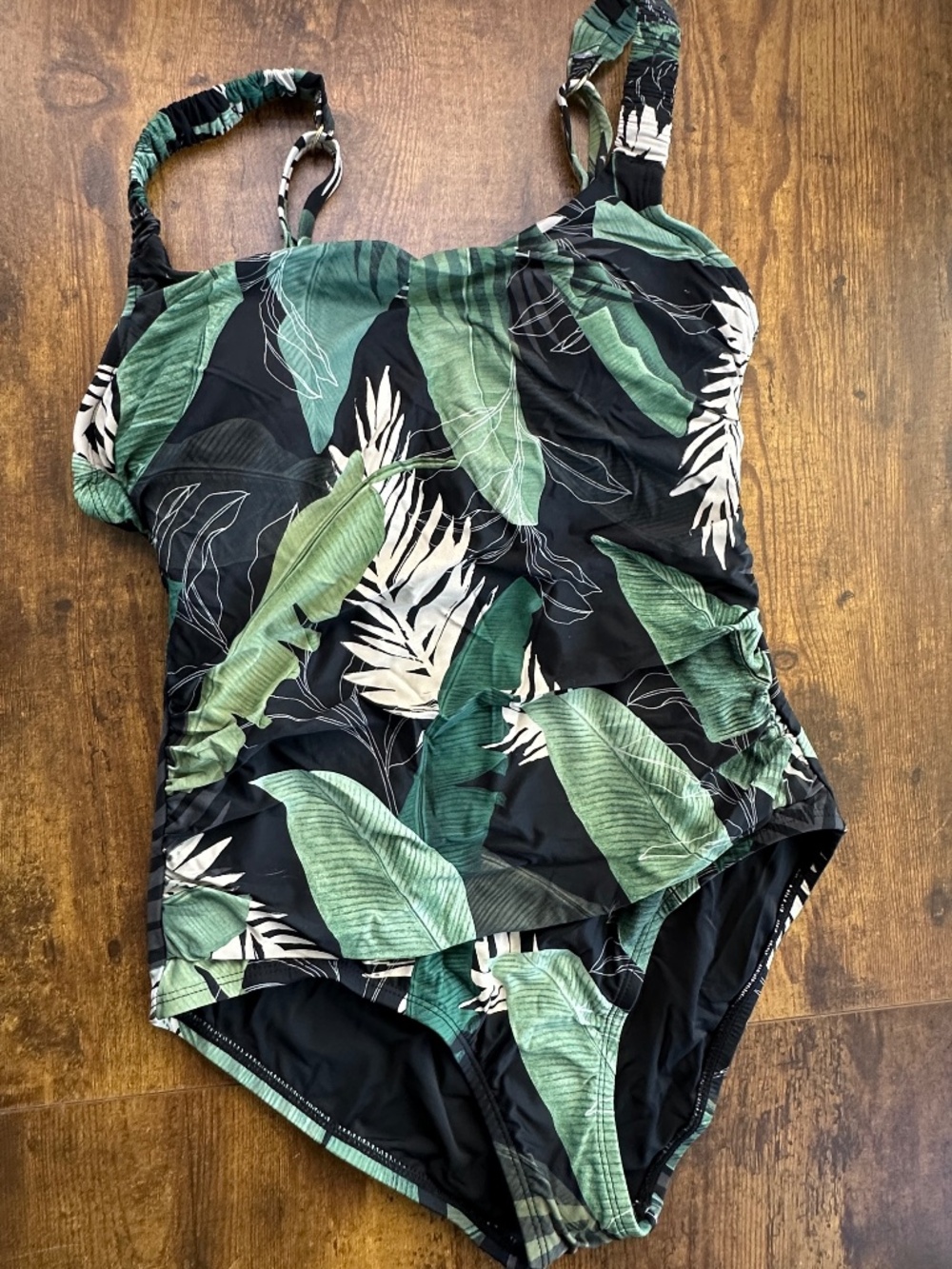 Jantzen NWT Tropical Green Palm Leaf Ruched One-Piece Swimsuit